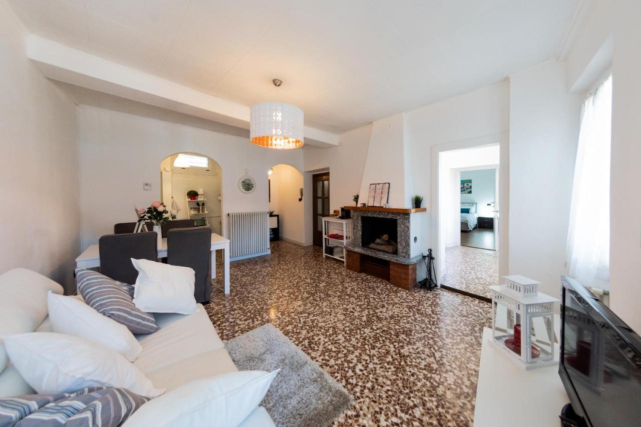 Family Nest Overlooking Lake Como - By Rent All Como Argegno Luaran gambar