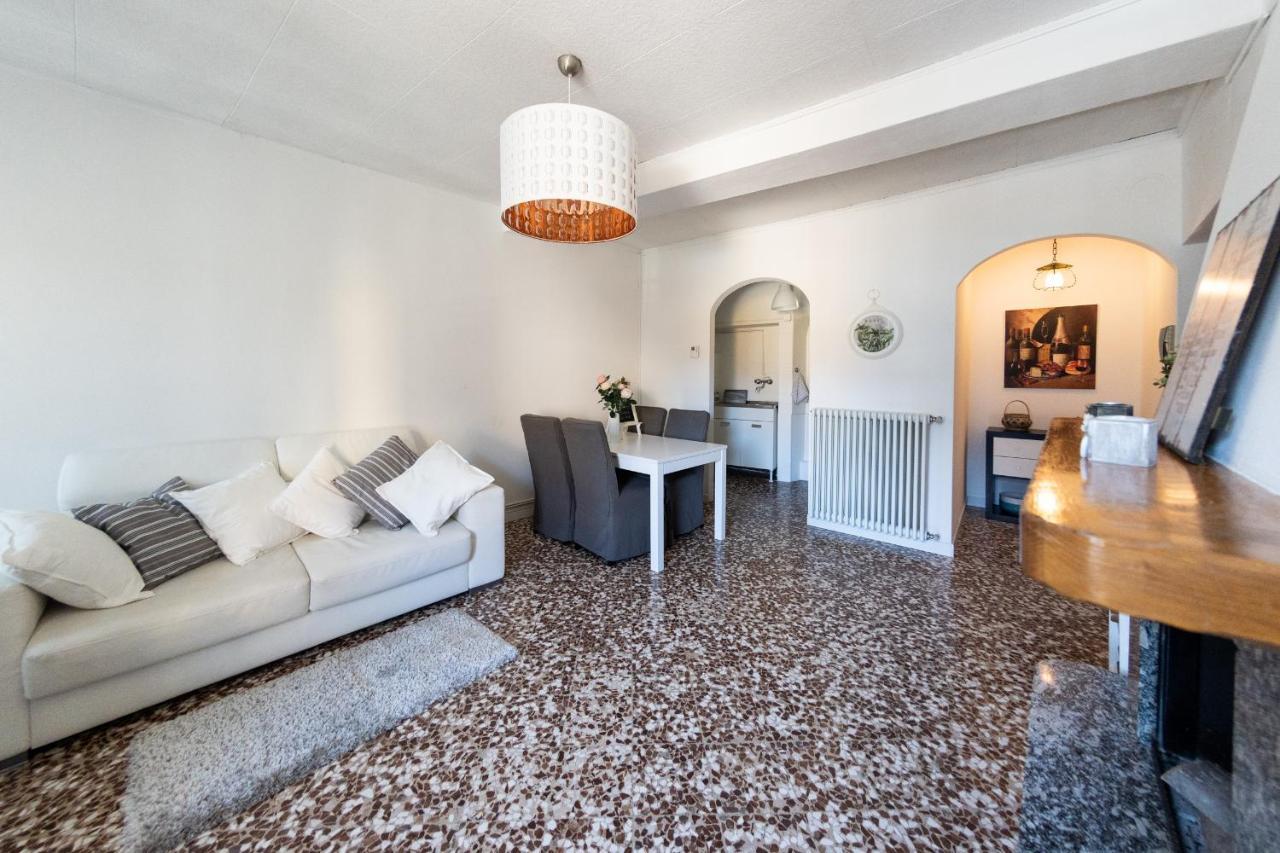 Family Nest Overlooking Lake Como - By Rent All Como Argegno Luaran gambar