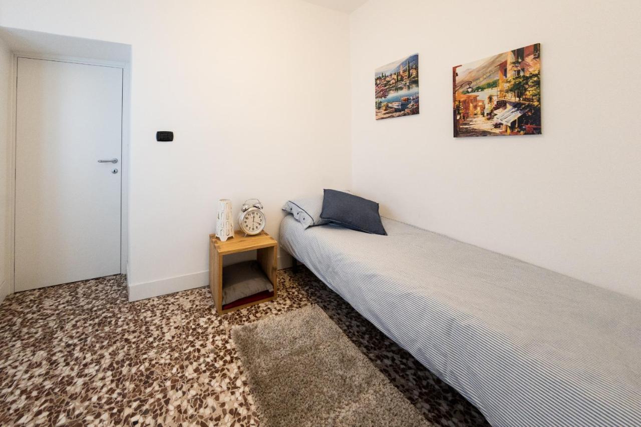 Family Nest Overlooking Lake Como - By Rent All Como Argegno Luaran gambar