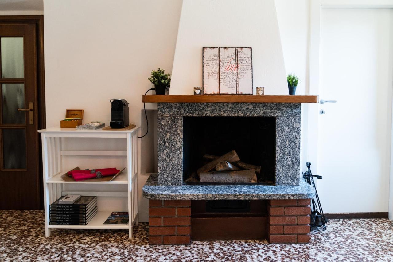 Family Nest Overlooking Lake Como - By Rent All Como Argegno Luaran gambar